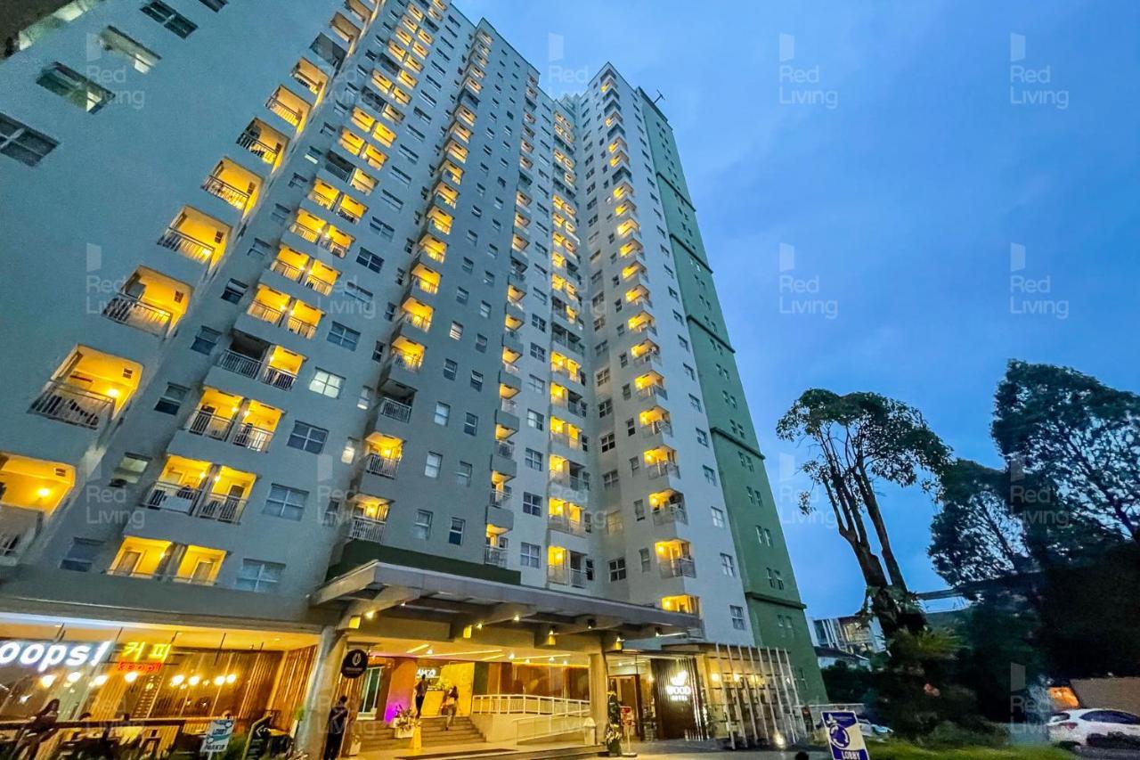 Redliving Apartemen Parahyangan Residence - Anton Rooms Bandung Buitenkant foto