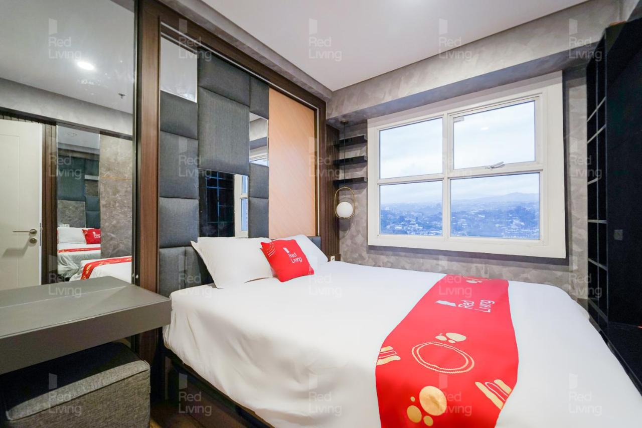 Redliving Apartemen Parahyangan Residence - Anton Rooms Bandung Buitenkant foto