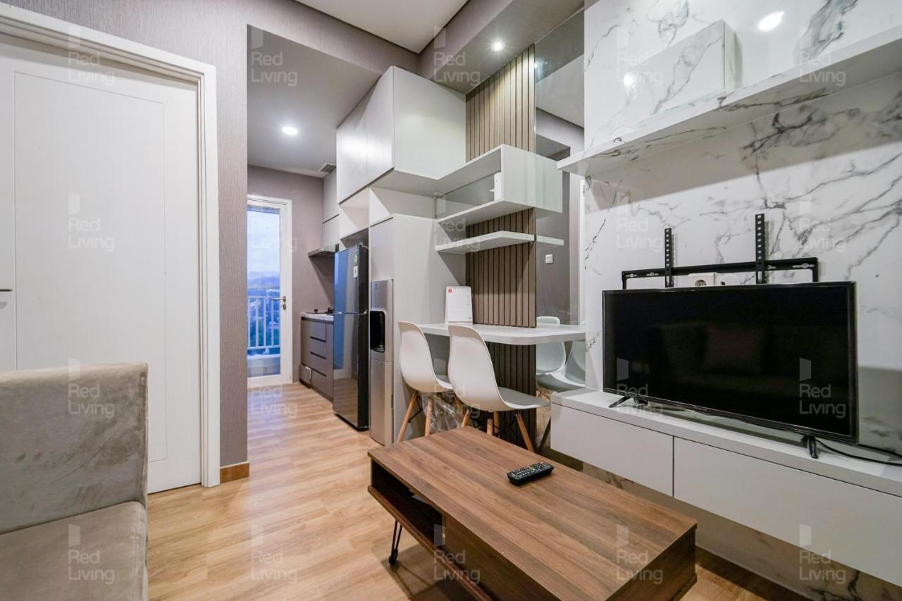 Redliving Apartemen Parahyangan Residence - Anton Rooms Bandung Buitenkant foto
