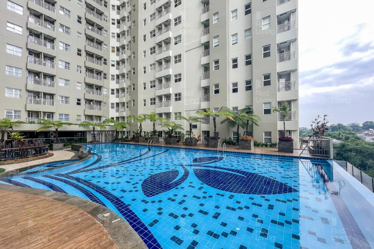 Redliving Apartemen Parahyangan Residence - Anton Rooms Bandung Buitenkant foto