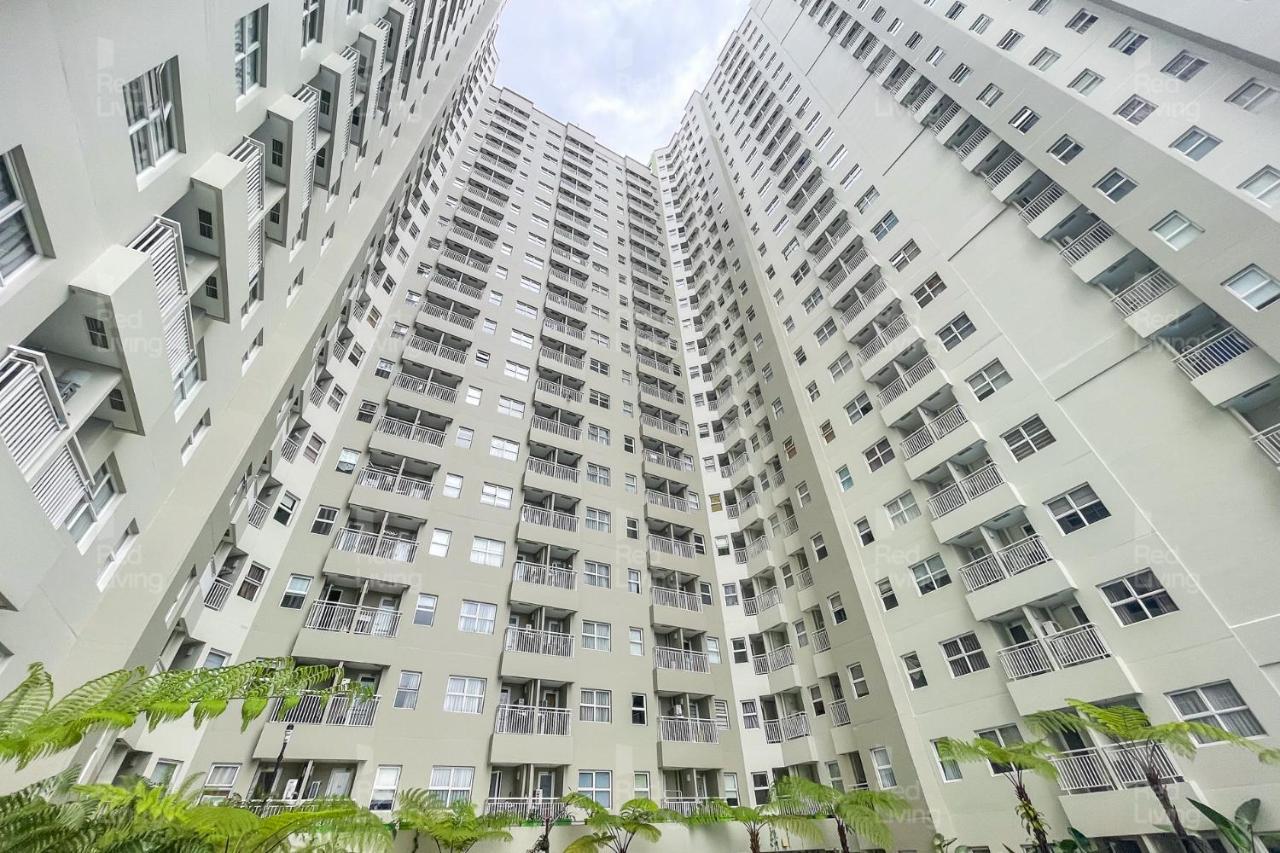 Redliving Apartemen Parahyangan Residence - Anton Rooms Bandung Buitenkant foto